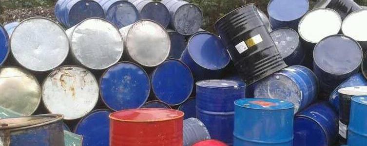 廢油漆桶屬于固體廢物還是危險(xiǎn)廢物？
