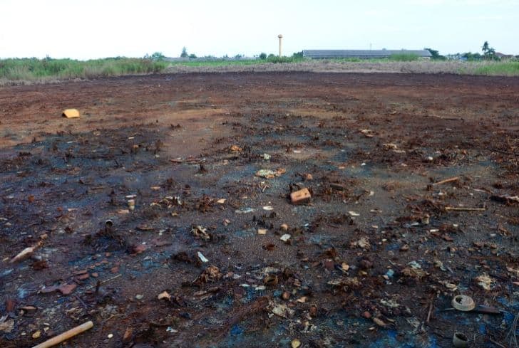 土地污染的定義、原因、影響和解決方案