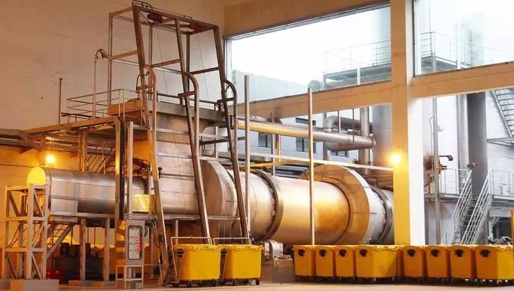 通過燃燒（焚燒）方式處理固體廢物的兩個(gè)優(yōu)點(diǎn)和缺點(diǎn)是什么？